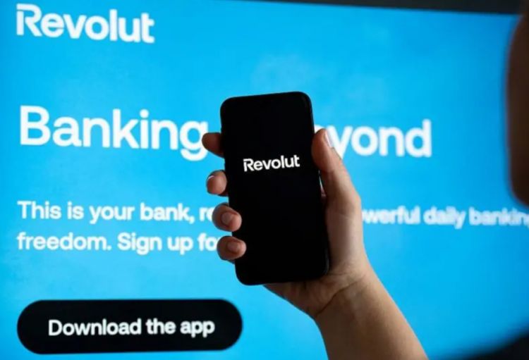Britaniyada internet kəsintisi ciddi problemlərə səbəb olub