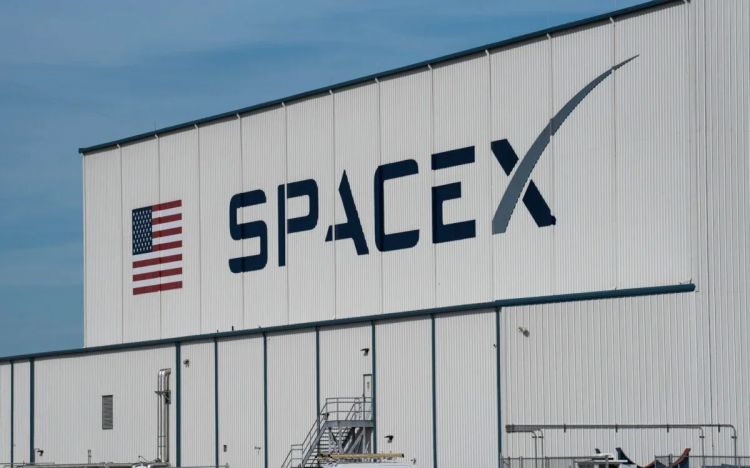 "SpaceX" rüblük gəlirini illik ifadədə 161 % artırıb