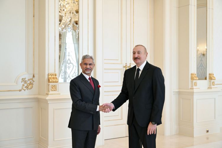 Azərbaycan Prezidenti İlham Əliyev Hindistanın xarici işlər nazirini qəbul edib<font color=red> - FOTOLAR</font>