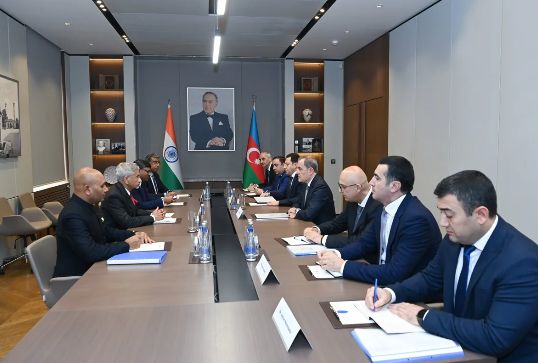 XİN-də Azərbaycan-Hindistan münasibətlərinin gündəliyi müzakirə edilib