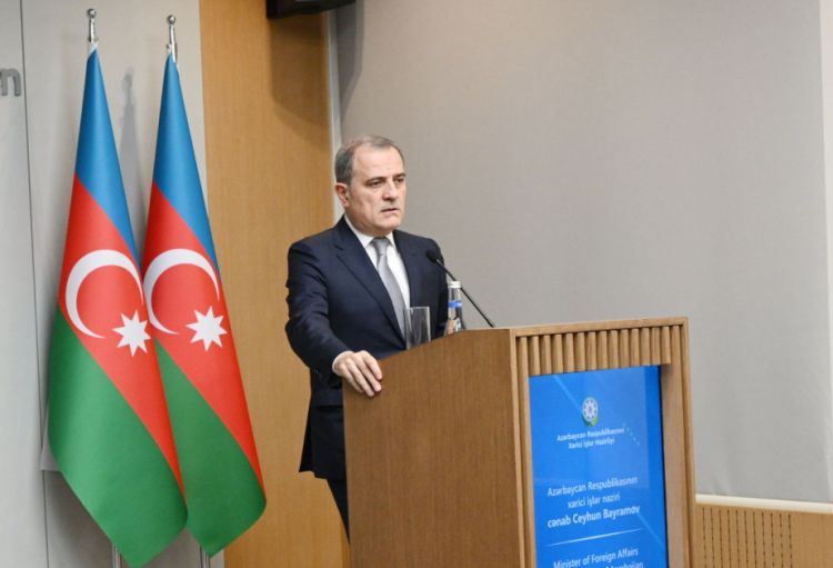 Nazir: Azərbaycanla Hindistan arasında ticarət dövriyyəsini artırmaq üçün böyük imkanlar var