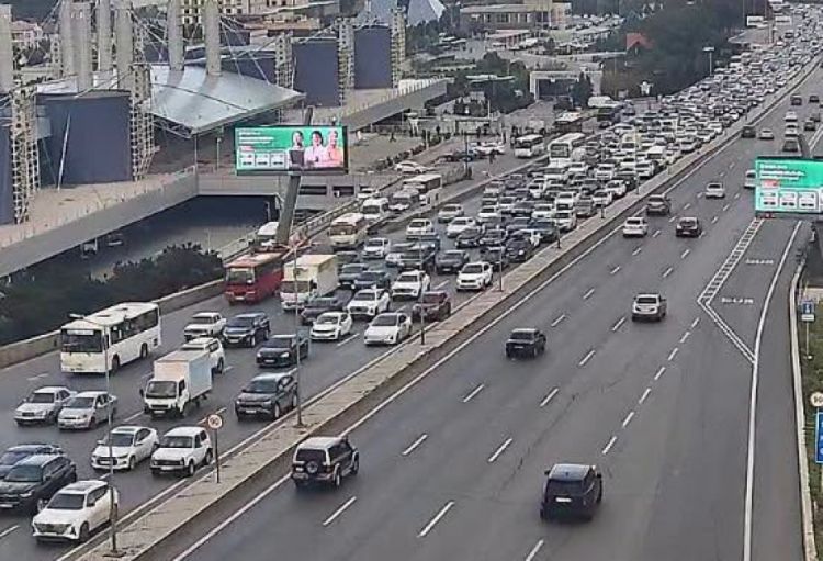 Hazırda Bakıda sıxlıq qeydə alınan yollar açıqlanıb