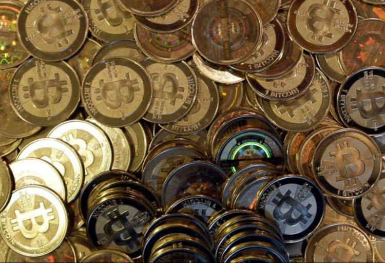 “Bitcoin”in qiyməti 80 min dollardan aşağı enib