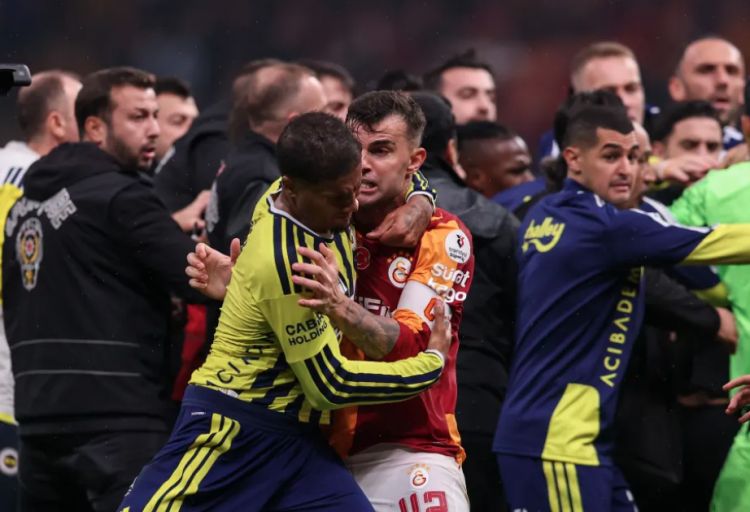 “Qalatasaray” – “Fənərbağça” derbisinin cəzaları açıqlanıb